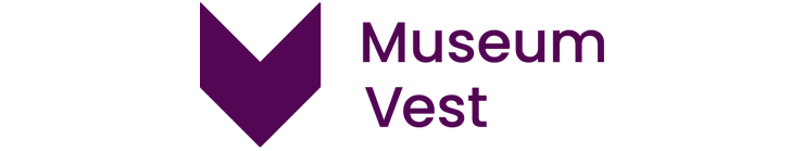 Museum Vest